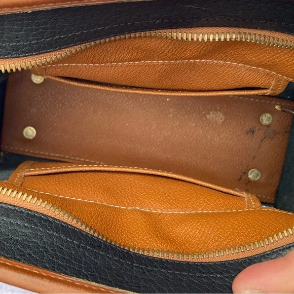 Vintage Black Dooney and Bourke Black with Tan Trim Zip Top Buckle Shoulder Bag - Picture 9 of 11